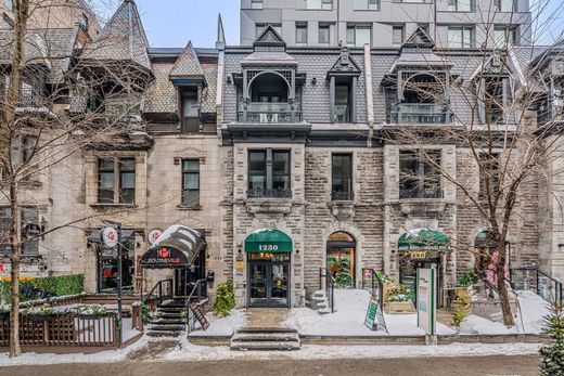 Apartment / Etagenwohnung in Montreal, City of Montréal