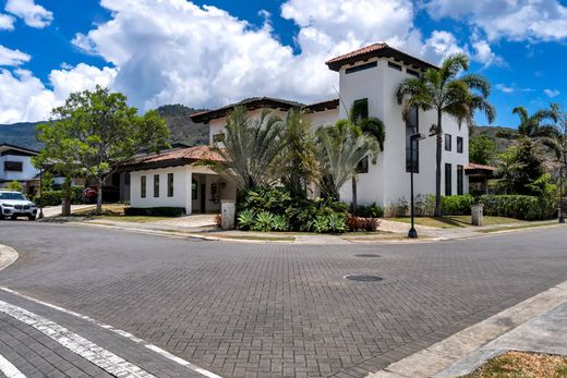 Appartement in Santa Ana, Provincia de San José