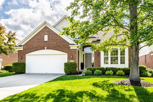 Detached House in Zionsville, Boone County