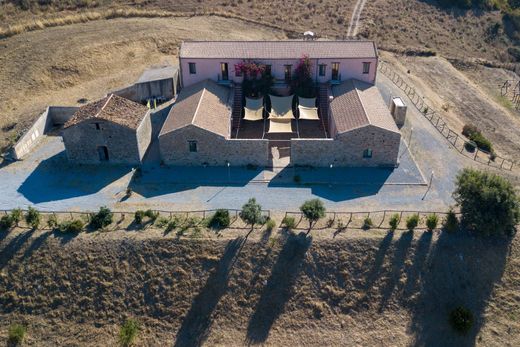 Detached House in Collesano, Palermo