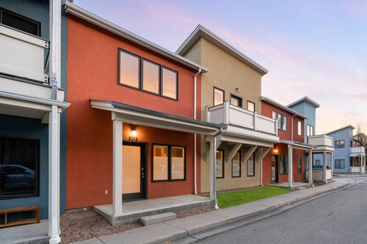 Apartment in Boulder, Boulder County