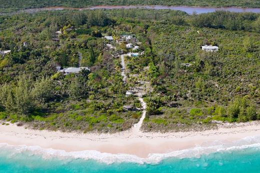 Luxury home in Governor’s Harbour, Central Eleuthera District