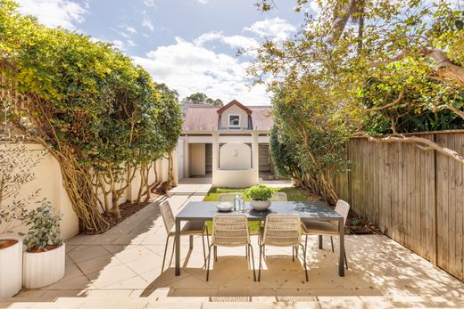 Detached House in Bondi Junction, New South Wales
