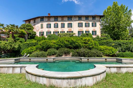 Castle in Strambino, Turin