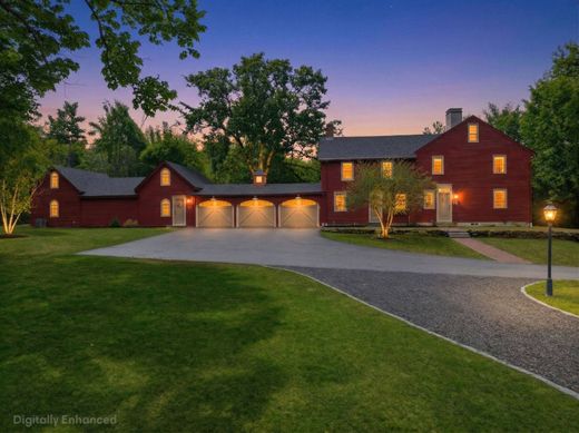 Detached House in Amherst, Hillsborough County