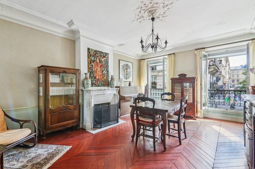 Apartment in Montorgueil, Sentier, Vivienne-Gaillon, Paris