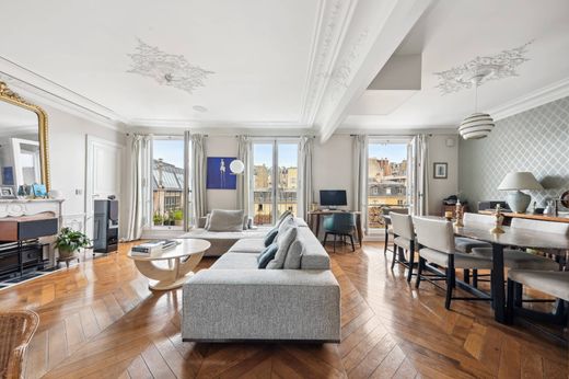 Apartment in Montorgueil, Sentier, Vivienne-Gaillon, Paris