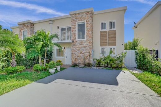 Townhouse - Homestead, Miami-Dade County