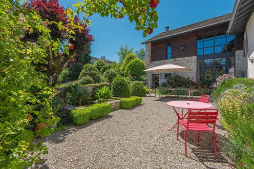 Detached House in Divonne-les-Bains, Ain