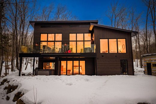 Casa Unifamiliare a Eastman, Estrie