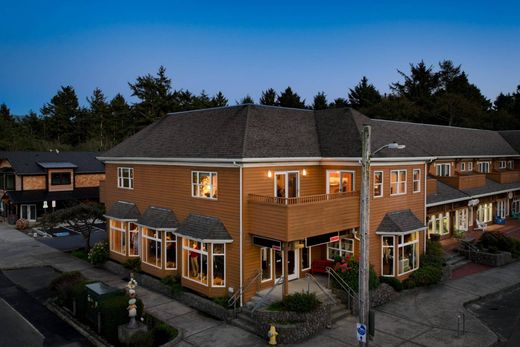 Cannon Beach, Clatsop Countyのアパートメント