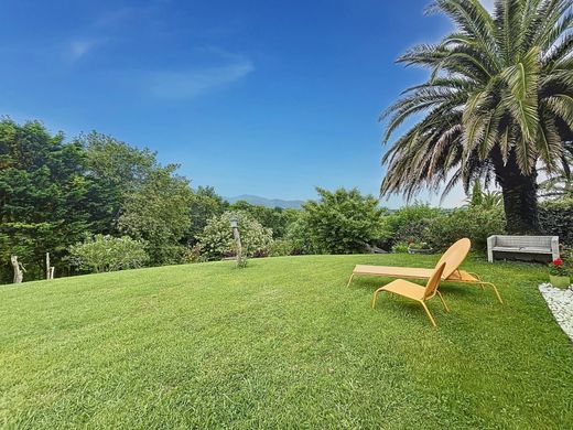 Частный Дом, Ascain, Pyrénées-Atlantiques