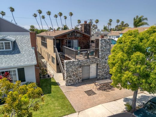 Luxury home in Seal Beach, Orange County