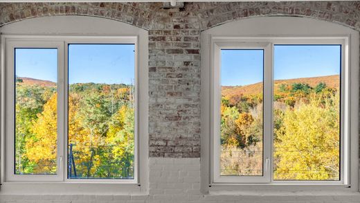 Apartment in North Adams, Berkshire County