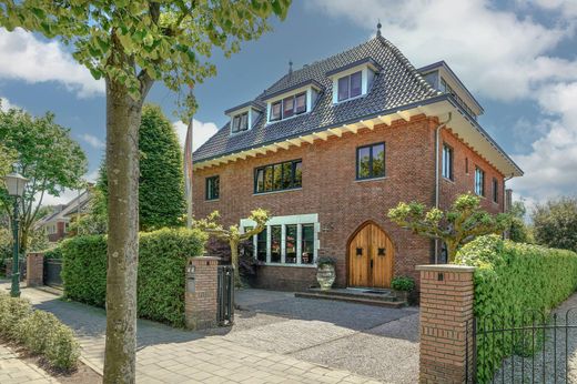 Villa in Wassenaar, Gemeente Wassenaar