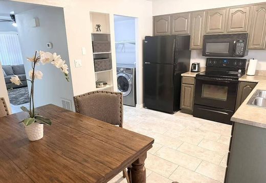 Townhouse in Tempe, Maricopa County
