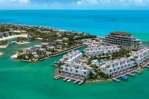 Apartment in Long Bay, Providenciales