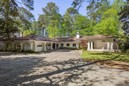 Vrijstaand huis in Sandy Springs, Fulton County