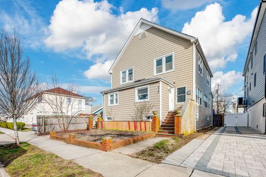 Duplex in Long Beach, Nassau County