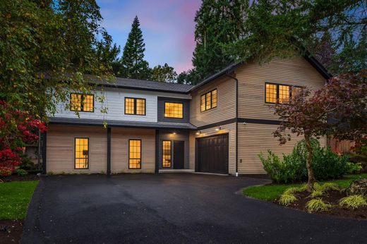 Detached House in Bellevue, King County