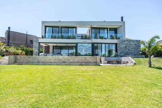 Detached House in Belén de Escobar, Partido de Escobar