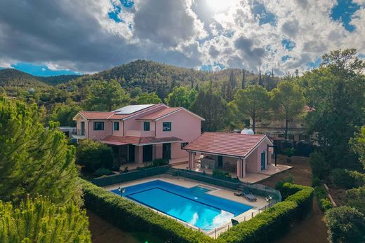 独立式房屋  Larnaca, Eparchía Lárnakas