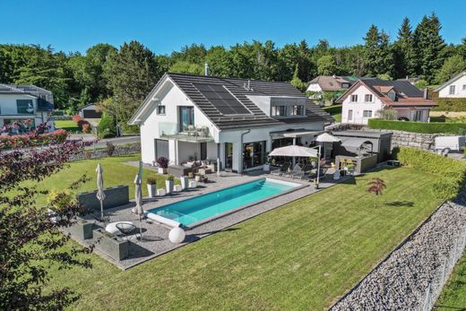 Vrijstaand huis in Mex, Gros-de-Vaud District