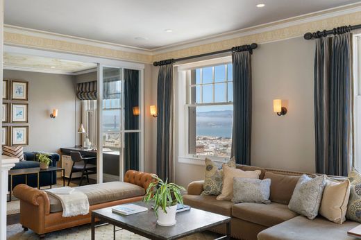 Luxury home for sale in San Francisco