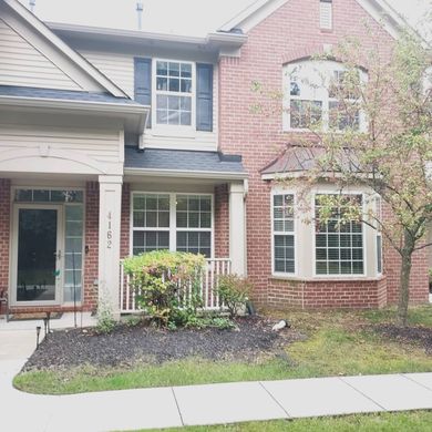 Daire Canton, Wayne County