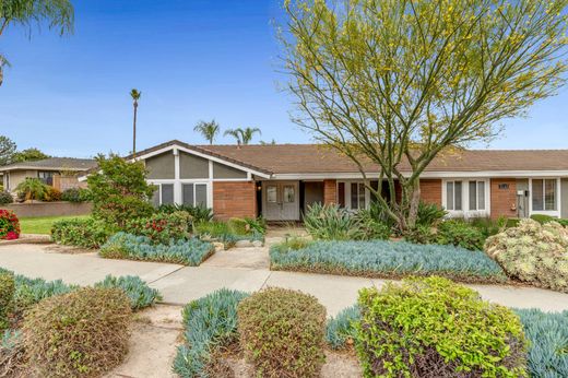 Detached House in Claremont, Los Angeles County