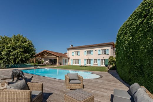 Detached House in Meximieux, Ain