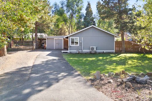 Luxury home in Bend, Deschutes County