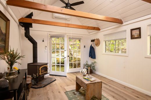 Luxe woning in Lake Arrowhead, San Bernardino County