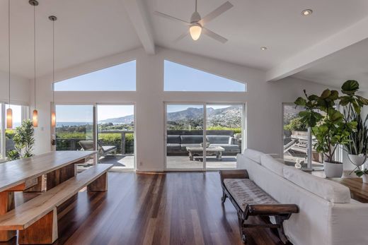 Luxury home in Malibu, Los Angeles County
