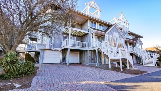 Apartment / Etagenwohnung in Ventnor City, Atlantic County