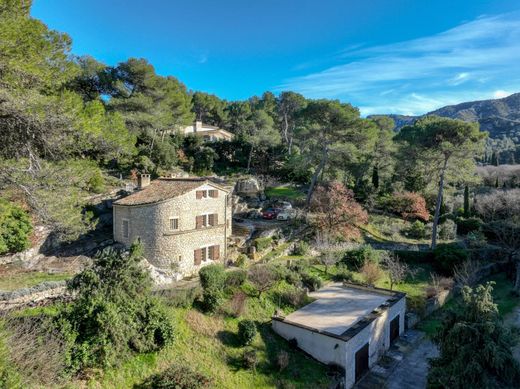 Detached House in Saint-Rémy-de-Provence, Bouches-du-Rhône