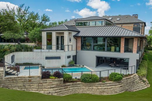 Detached House in Dallas, Dallas County