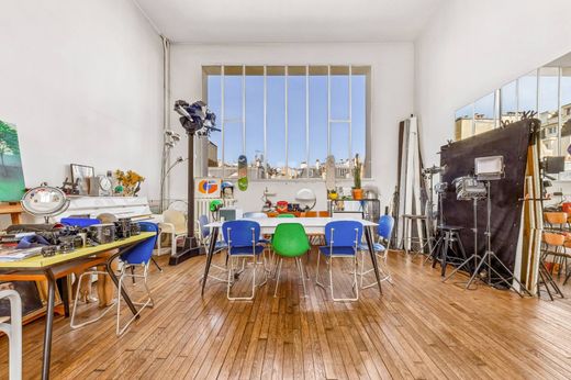 Apartment in La Muette, Auteuil, Porte Dauphine, Paris