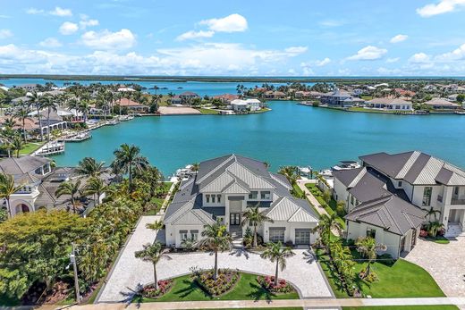 Detached House in Marco Island, Collier County