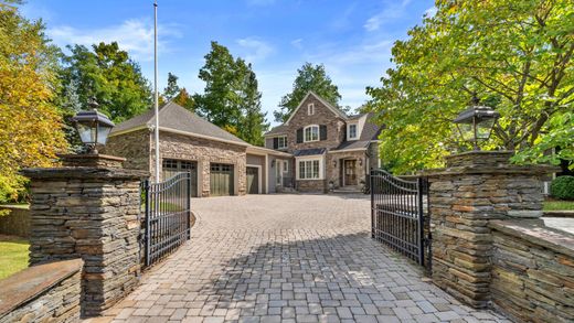 Detached House in Lenox, Berkshire County