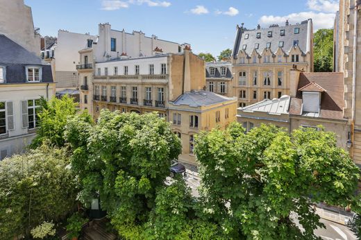 Apartment / Etagenwohnung in Tour Eiffel, Invalides – Ecole Militaire, Saint-Thomas d’Aquin, Paris