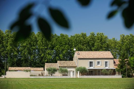 Частный Дом, Saint-Rémy-de-Provence, Bouches-du-Rhône