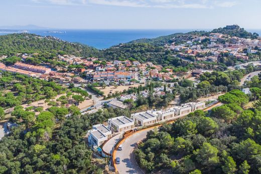 Villa multifamiliale à Begur, Province de Gérone