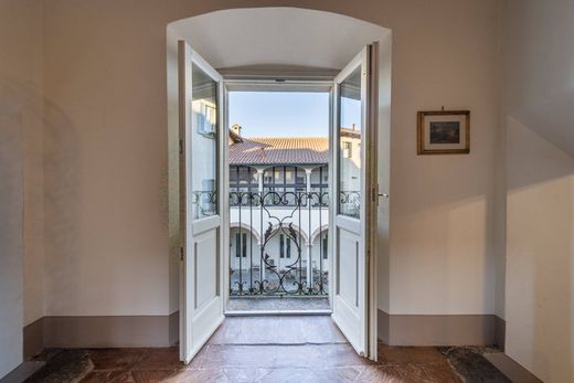 Appartamento in vendita Besozzo