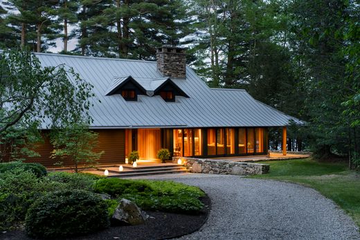 Detached House in Norfolk, Litchfield County
