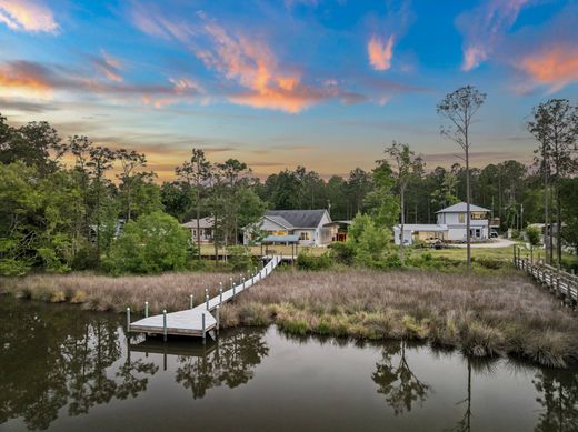 Detached House in Freeport, Walton County