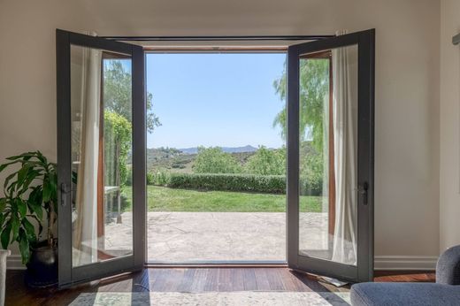 Luxury home in Malibu, Los Angeles County