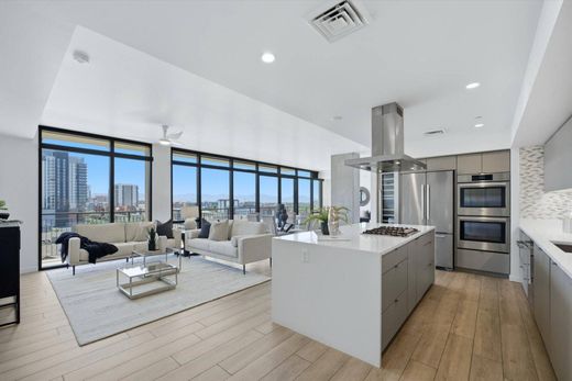 Luxury home in Phoenix, Maricopa County