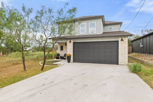 Detached House in Cottonwood Shores, Burnet County