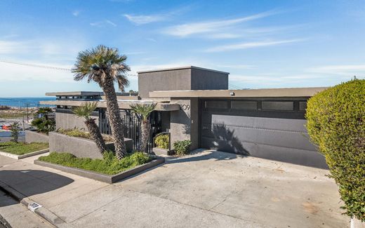 Playa del Rey, Los Angeles Countyの一戸建て住宅